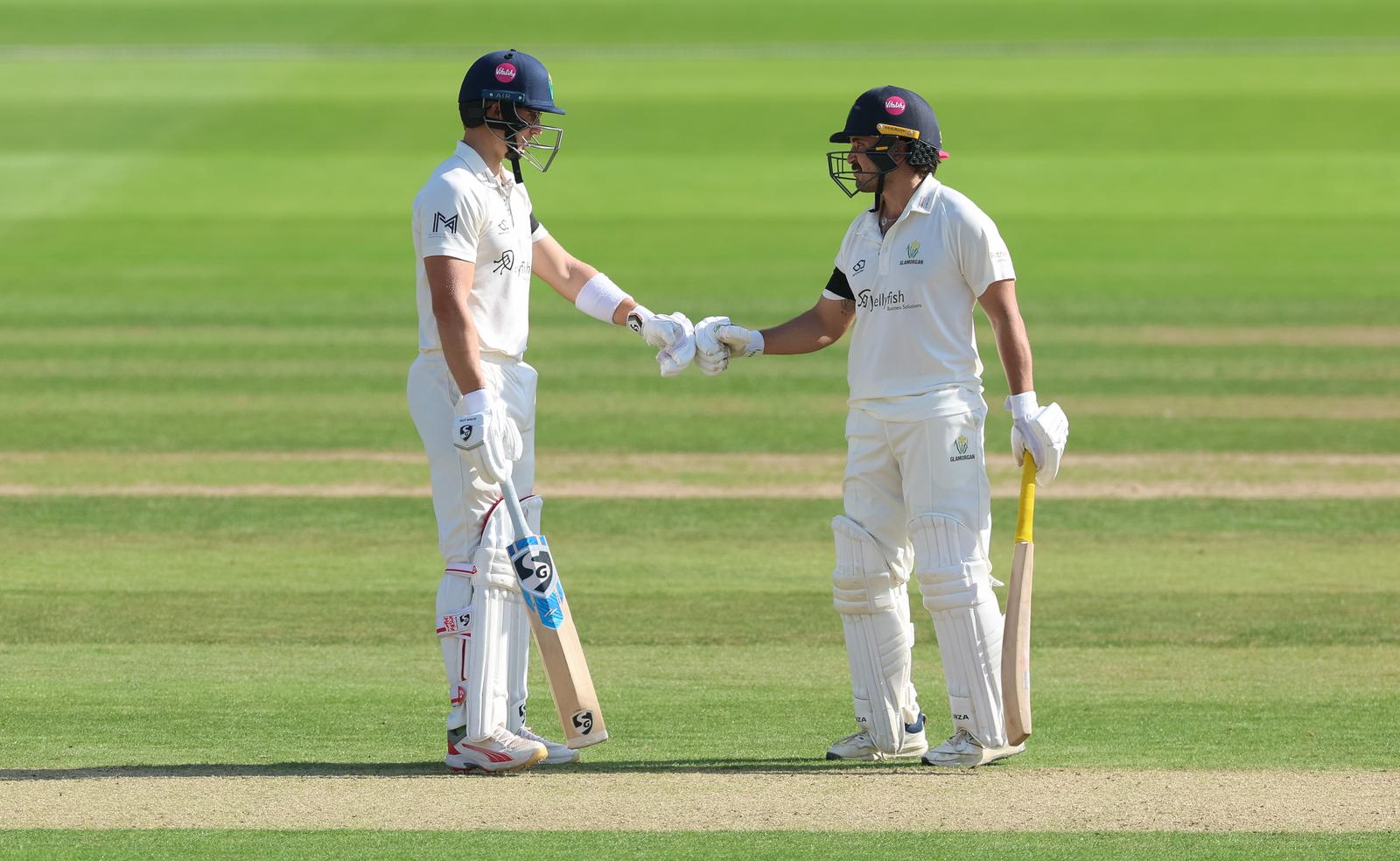 24.09.26. Glamorgan v Essex, Rothesay County Championship Division 1 - Asa Tribe of Glamorgan and Kiran Carlson of Glamorgan on their way to to their 100 partnership